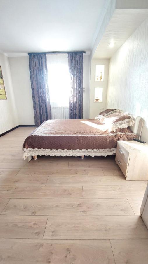 Astina Hotel Astana Ngoại thất bức ảnh