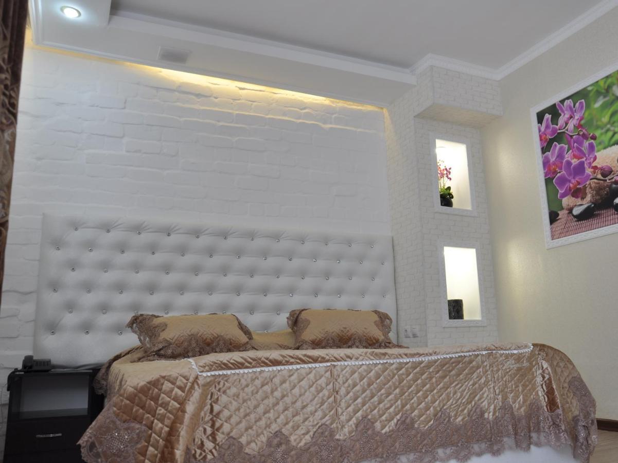 Astina Hotel Astana Ngoại thất bức ảnh