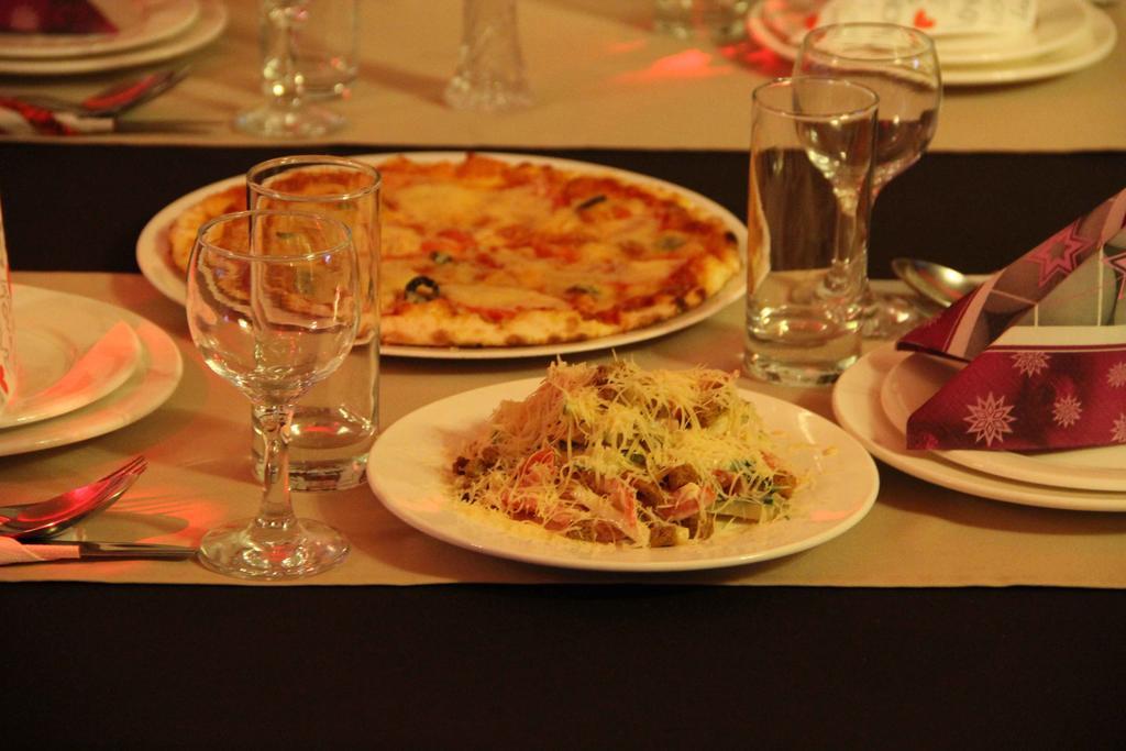 Astina Hotel Astana Ngoại thất bức ảnh