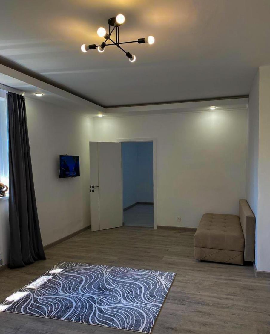 Astina Hotel Astana Ngoại thất bức ảnh