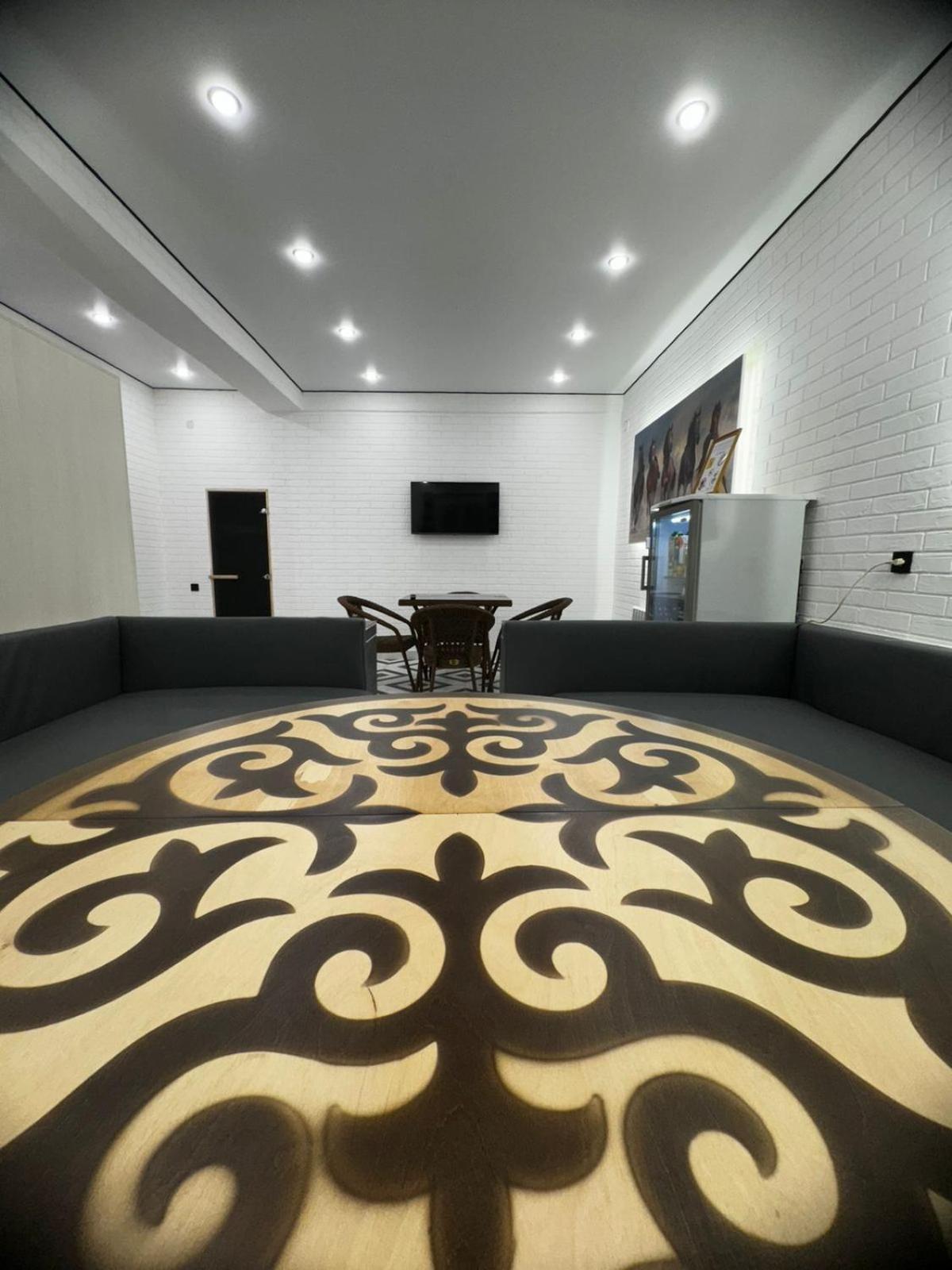 Astina Hotel Astana Ngoại thất bức ảnh