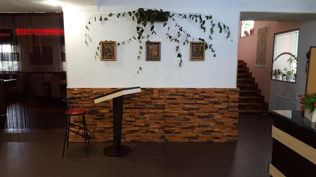 Astina Hotel Astana Ngoại thất bức ảnh