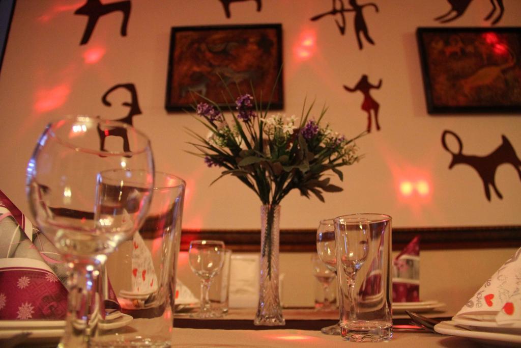 Astina Hotel Astana Ngoại thất bức ảnh