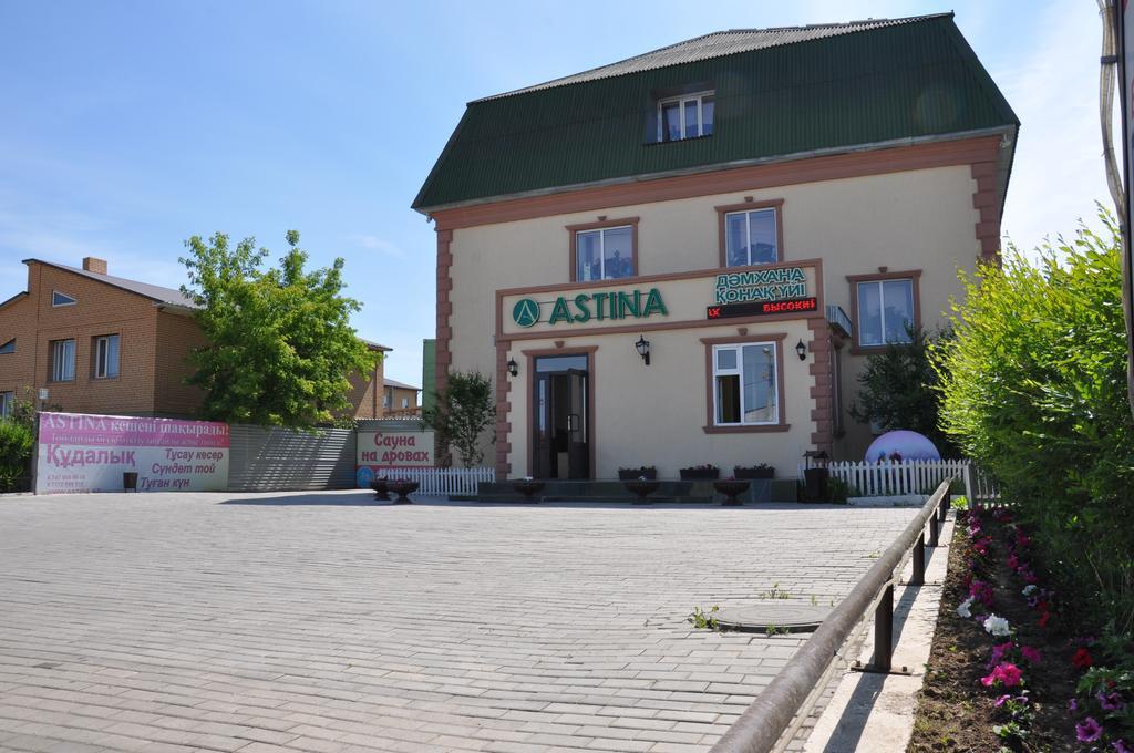 Astina Hotel Astana Ngoại thất bức ảnh