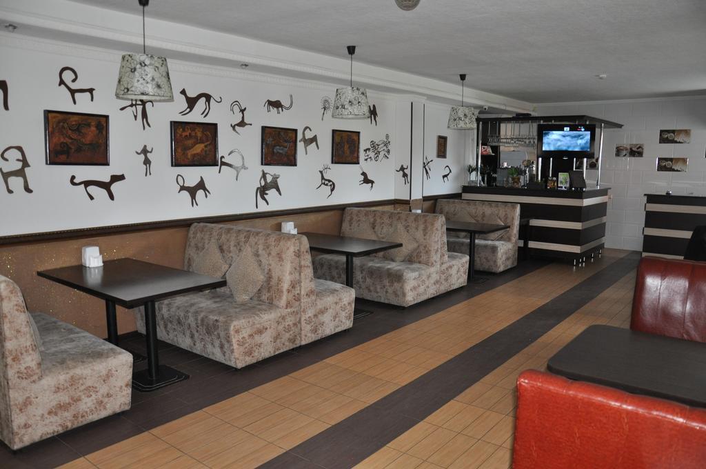 Astina Hotel Astana Ngoại thất bức ảnh